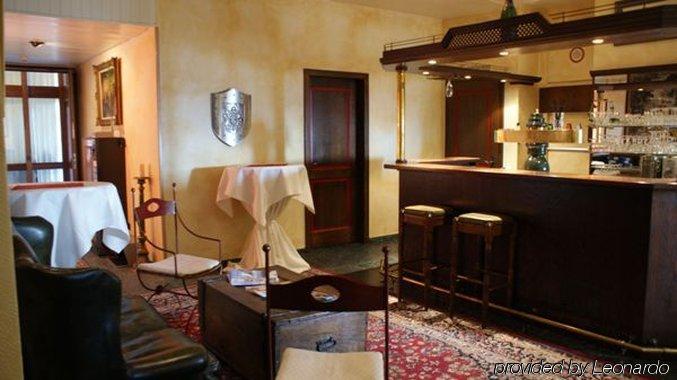 Burghotel Staufenberg Staufenberg  Restaurante foto